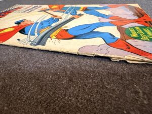 Superman #196 close-up